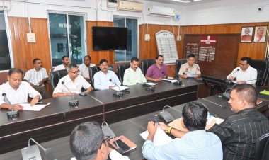 *পথ সুৰক্ষা সমিতিৰ সভা*