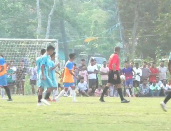 ছিপাঝাৰৰ হাজৰিকাপাৰাত অনুষ্ঠিত ৰাইজিং ট্ৰফী  ফুটবল প্ৰতিযোগিতাৰ সামৰণি