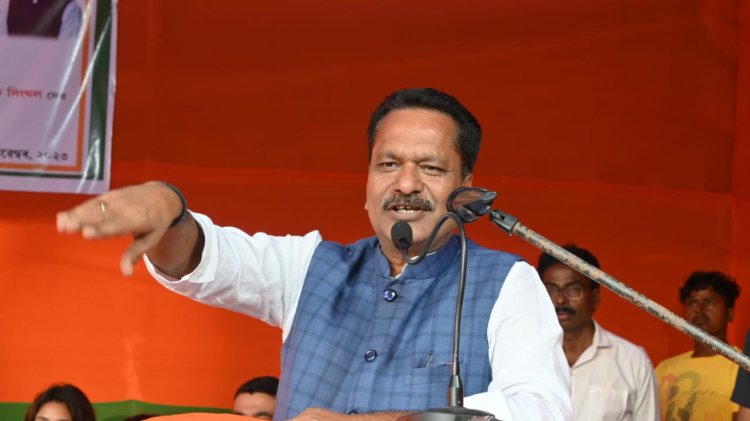 দৰঙত বিভাগীয় কাম-কাজৰ অগ্ৰগতিৰ বুজ ললে মন্ত্ৰী অশোক সিংহলে