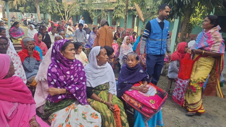 দৰিদ্ৰ পৰিয়ালৰ মাজত কম্বল বিতৰণ কাৰ্যসূচী
