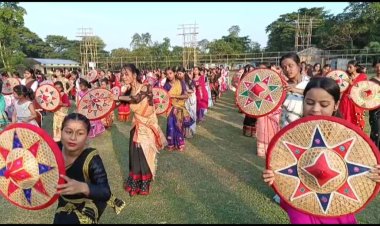 আজি দুমুনিচকীত সদৌ অসম ভিত্তিত দিবা-নৈশ ফুটবল